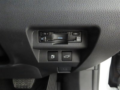 2025 Toyota CROWN SPORT — миниатюра 28