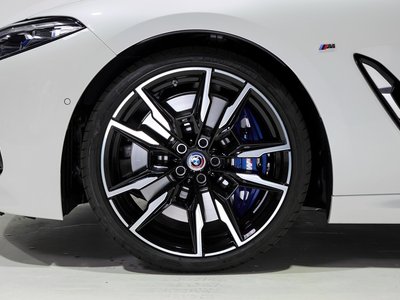2023 BMW 8 SERIES — фото 7