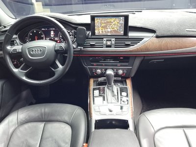 AUDI NEW A6 - 5