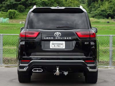 صورة مصغرة 11 لـ 2024 Toyota LAND CRUISER 300
