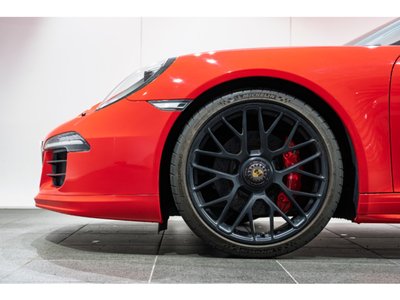 PORSCHE 911 - 10