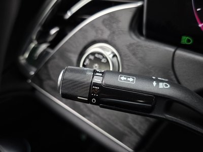 2025 Mercedes-BENZ E-CLASS — миниатюра 25