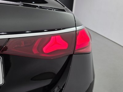 MERCEDES-BENZ E-CLASS - 10