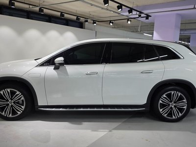 2025 Mercedes-BENZ EQS 照片 8