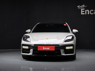 PORSCHE PANAMERA - 2