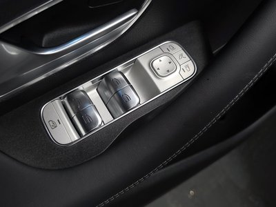 2025 Mercedes-BENZ GLE 缩略图 30
