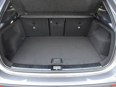 MERCEDES-BENZ GLA - 9