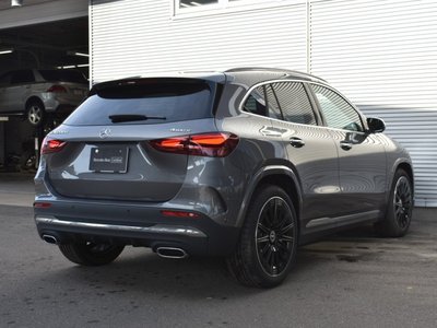 MERCEDES-BENZ GLA - 7