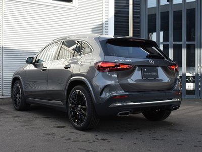 MERCEDES-BENZ GLA - 8