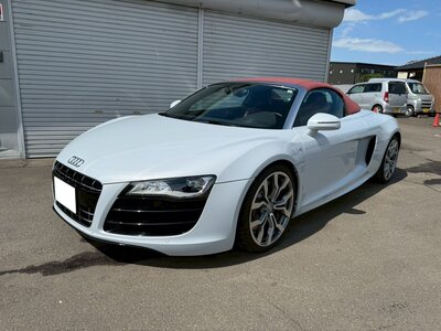 AUDI R8 SPIDER