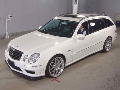 2006 Mercedes-BENZ E-CLASS AMG 照片 4