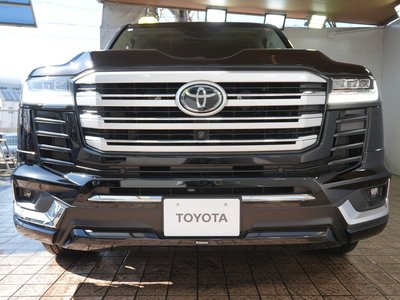 TOYOTA LAND CRUISER 300 - 2