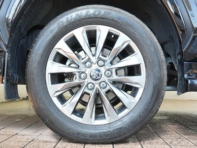 TOYOTA LAND CRUISER 300 - 10