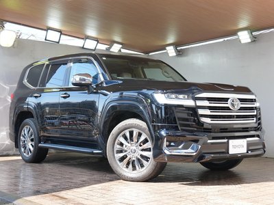 TOYOTA LAND CRUISER 300 - 1