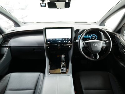 TOYOTA ALPHARD - 2