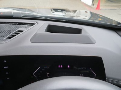 صورة مصغرة 35 لـ 2025 BMW X1