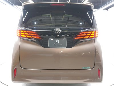 TOYOTA ALPHARD - 5