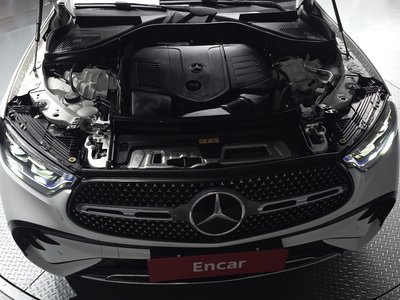 MERCEDES-BENZ GLC - 7