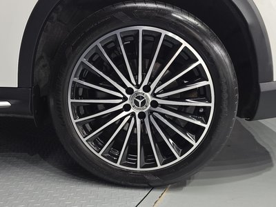 MERCEDES-BENZ GLC - 8