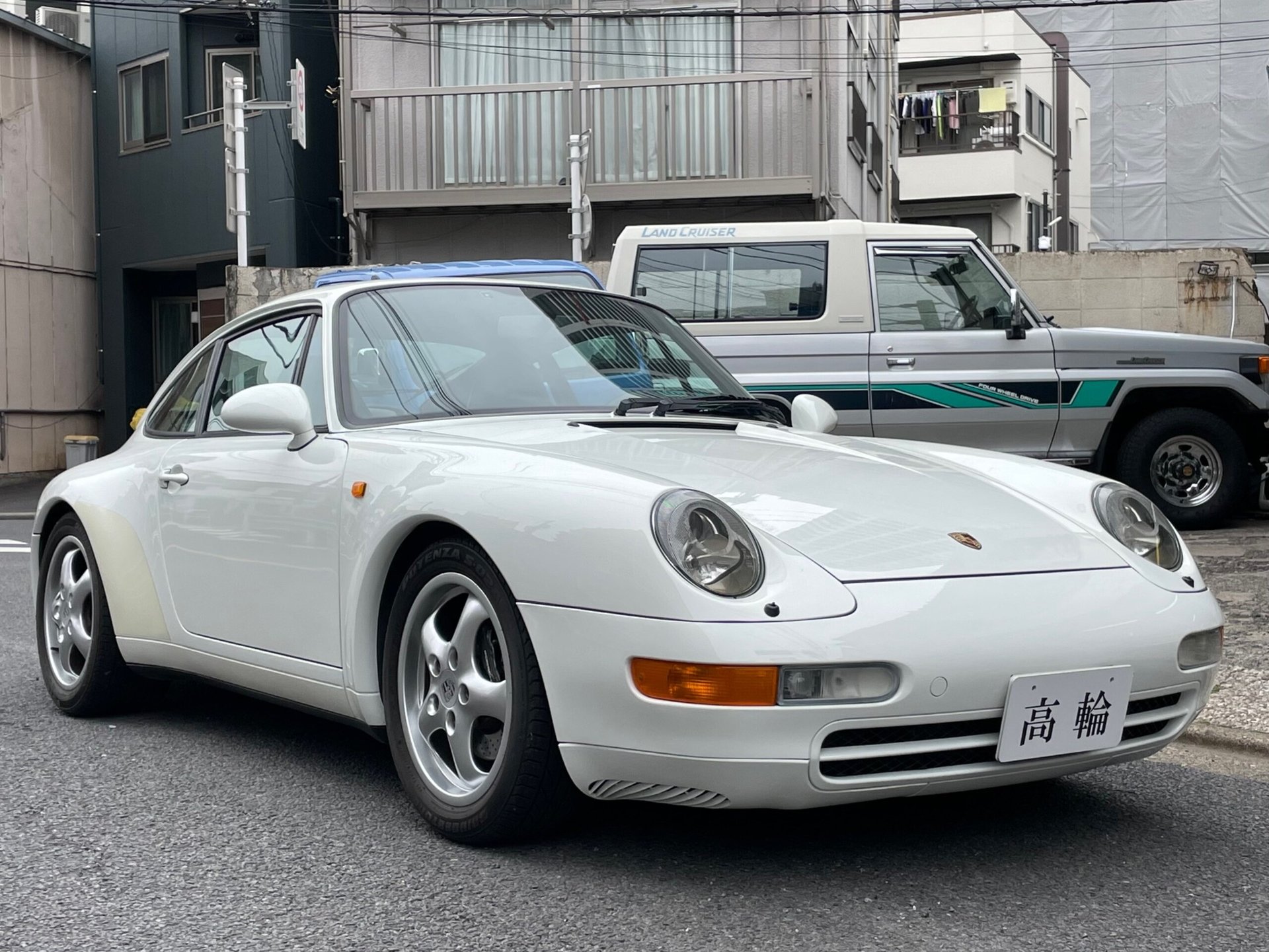 PORSCHE 911 - View 1