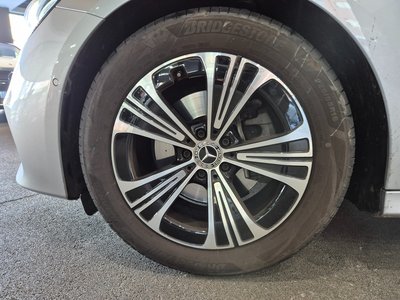 MERCEDES-BENZ E-CLASS - 6