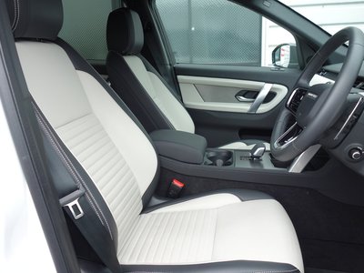 LAND ROVER DISCOVERY SPORT - 10