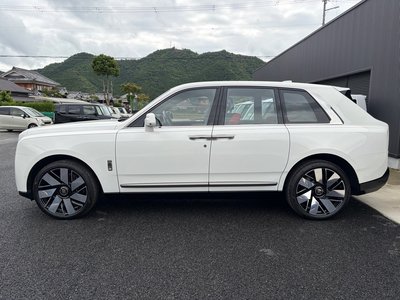 ROLLS-ROYCE CULLINAN - 3