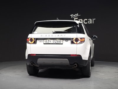 LAND ROVER DISCOVERY SPORT - 3