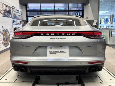 PORSCHE PANAMERA - 9