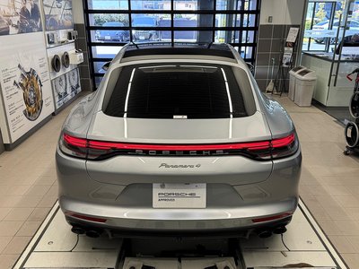 PORSCHE PANAMERA - 10