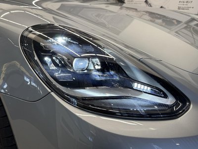 PORSCHE PANAMERA - 3