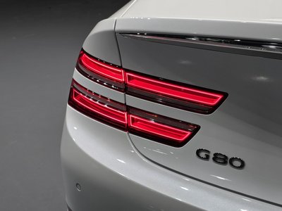 GENESIS G80 (RG3) - 10