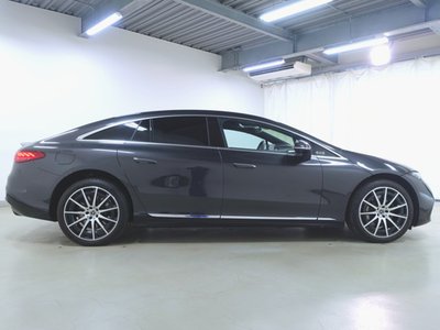 MERCEDES-BENZ EQS - 8