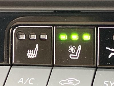 2025 Toyota CROWN ESTATE thumbnail 44