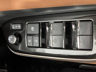 2025 Toyota CROWN ESTATE thumbnail 33