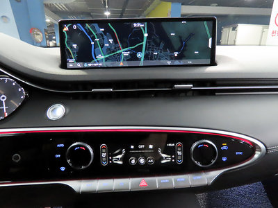 صورة مصغرة 11 لـ 2023 Genesis GV70