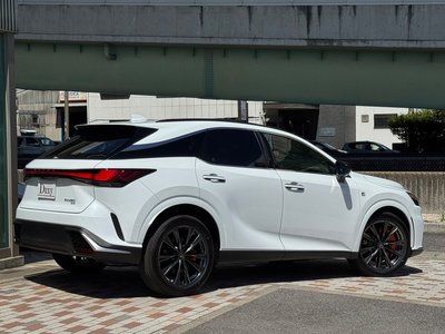 صورة مصغرة 27 لـ 2026 Lexus RX
