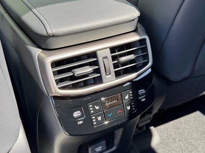 صورة مصغرة 73 لـ 2026 Lexus RX