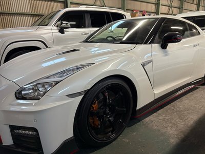NISSAN GT-R - 7
