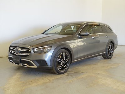 MERCEDES-BENZ E-CLASS - 1