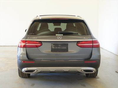 MERCEDES-BENZ E-CLASS - 3