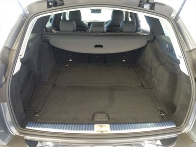 MERCEDES-BENZ E-CLASS - 10