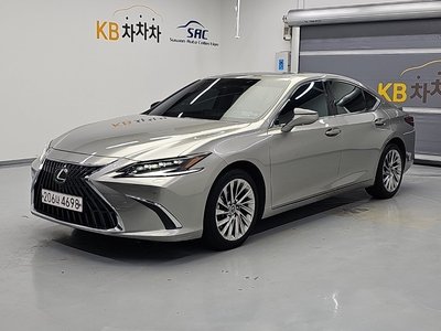 2024 Lexus ES — фото 1