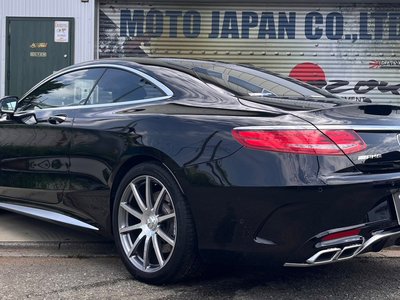 2017 Mercedes-BENZ S-CLASS AMG 照片 4