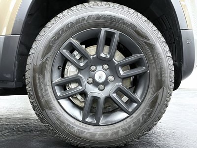 LAND ROVER DEFENDER - 5