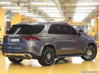 صورة 2 لـ 2022 Mercedes-BENZ GLE