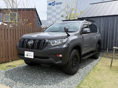 TOYOTA LAND CRUISER PRADO - 1