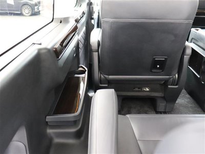 2020 Toyota GRAND ACE 缩略图 32