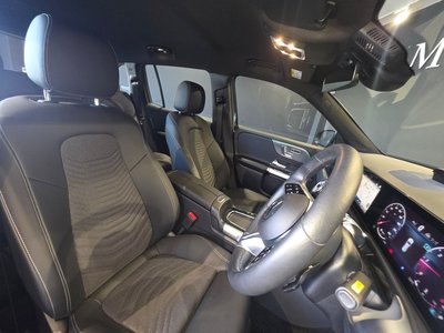 MERCEDES-BENZ GLB - 9