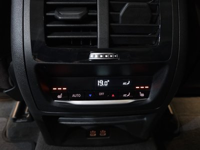2025 BMW X4 缩略图 22